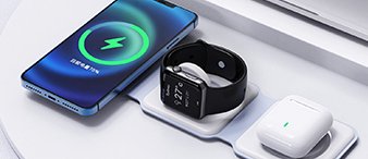 THREE-IN-ONE WIRELESS CHARGER